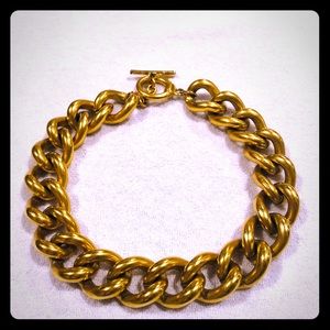 Chunky gold statement chain necklace.